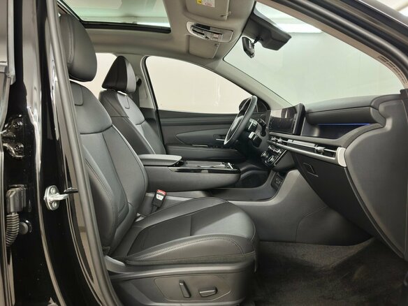 2026 Hyundai Tucson L IV Рестайлинг, чёрный, 4140000 рублей - вид 17
