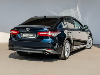 2018 Toyota Camry VIII (XV70), синий, 2395000 рублей, вид 5