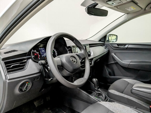2021 Skoda Rapid II, белый - вид 16
