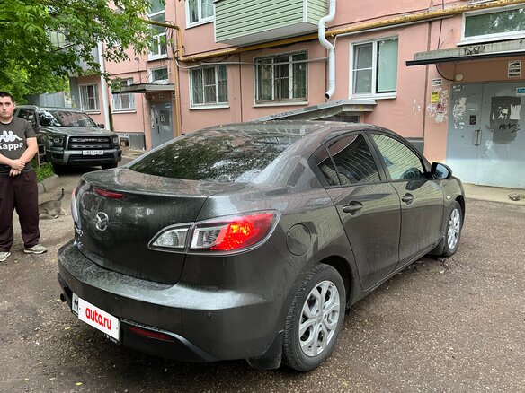 2010 Mazda 3 II (BL), серый, 800000 рублей - вид 2