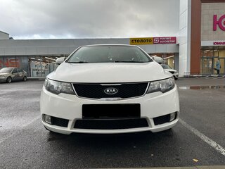 2009 Kia Cerato I Рестайлинг, белый, 900000 рублей, вид 1