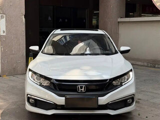2019 Honda Civic X, белый, 1090000 рублей, вид 2
