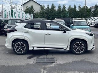 2021 Toyota Yaris Cross I, белый, 1700000 рублей, вид 2