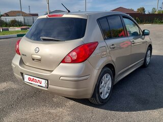 2010 Nissan Tiida I Рестайлинг, коричневый, 620000 рублей, вид 4