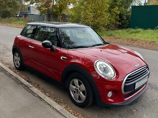2016 Mini Hatch Cooper III (F55/F56), красный, 1500000 рублей, вид 3