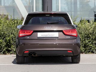 2010 Audi A1 I (8X), коричневый, 760000 рублей, вид 4