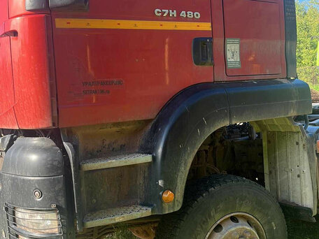 2023 Sinotruk Sitrak C6G, красный, 8073000 рублей, вид 3