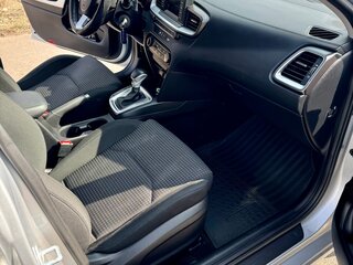 2018 Kia Ceed III, серебристый, 1740000 рублей, вид 5