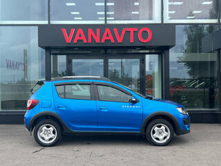 2017 Renault Sandero Stepway II, синий, 1070000 рублей, вид 5