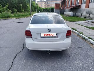 2011 Volkswagen Polo V, белый, 410000 рублей, вид 4