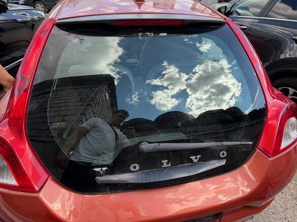 2010 Volvo C30 I Рестайлинг, оранжевый, 250000 рублей - вид 6