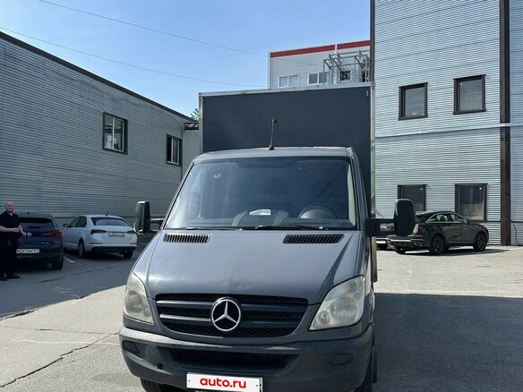 2013 Mercedes-Benz Sprinter, серый, 2550000 рублей - вид 1