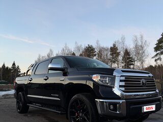 2020 Toyota Tundra CrewMax II Рестайлинг, чёрный, 8150000 рублей, вид 2