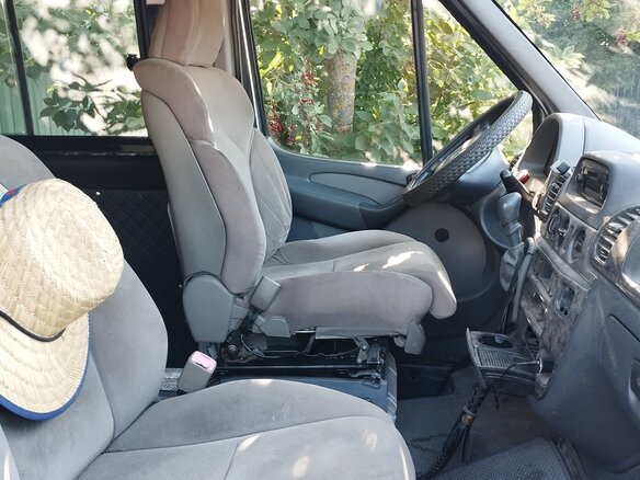 2004 Mercedes-Benz Sprinter, серый, 1150000 рублей - вид 11