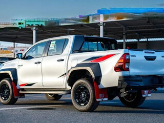 2026 Toyota Hilux VIII Рестайлинг 2, белый, 6880000 рублей, вид 3