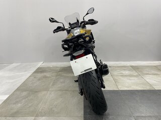 2020 BMW F 900 XR, жёлтый, 830000 рублей, вид 4