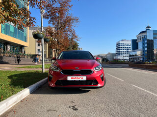 2018 Kia Ceed III, красный, 1800000 рублей, вид 3