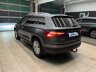 2020 Skoda Kodiaq I, серый, 2890000 рублей, вид 4