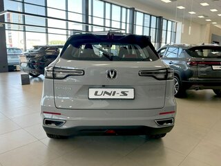 2026 Changan UNI-S I, серебристый, 3229900 рублей, вид 4