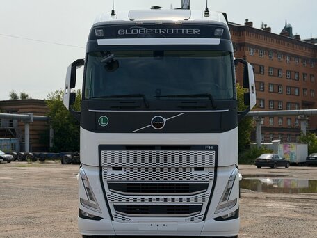 2026 Volvo FH, белый, 24500000 рублей, вид 2