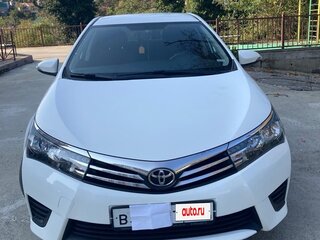 2013 Toyota Corolla XI (E160, E170, E180), белый, 1750000 рублей, вид 1