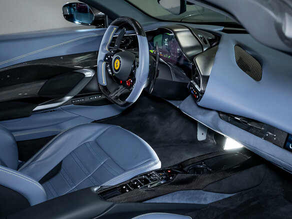 2025 Ferrari 296 GTS, серый - вид 36