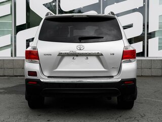 2013 Toyota Highlander II (XU40) Рестайлинг, серебристый, 1880000 рублей, вид 4