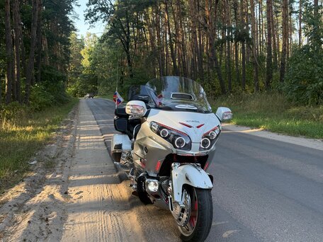 2013 Honda GL 1800 Gold Wing, белый, 1875000 рублей, вид 1