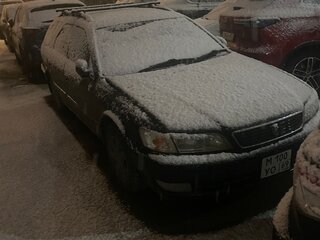 1998 Toyota Mark II Qualis VIII (X100), чёрный, 600000 рублей, вид 1