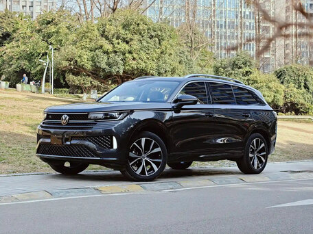 2023 Volkswagen Tavendor I, чёрный, 4350000 рублей, вид 1
