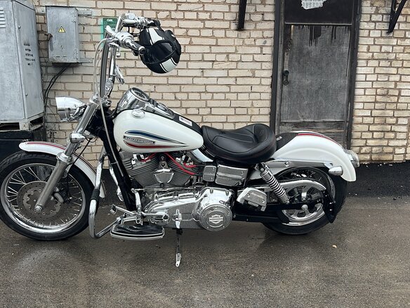 2006 Harley-Davidson Dyna Super Glide, белый, 970000 рублей - вид 10