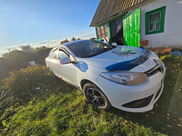 2014 Renault Fluence I Рестайлинг, белый, 850000 рублей - вид 16