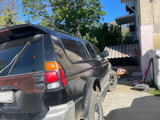 2005 Mitsubishi Pajero Sport I Рестайлинг, чёрный, 890000 рублей, вид 4