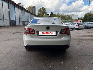 2008 Volkswagen Jetta V, белый, 600000 рублей, вид 3