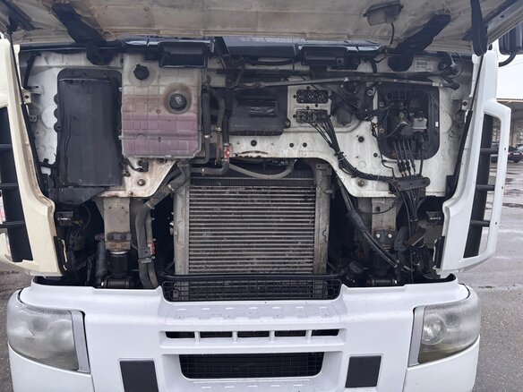 2008 Renault Premium, белый, 2800000 рублей - вид 12