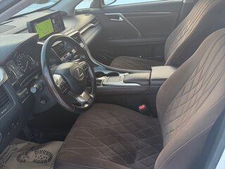 2019 Lexus RX 300 IV Рестайлинг, белый, 4500000 рублей, вид 4