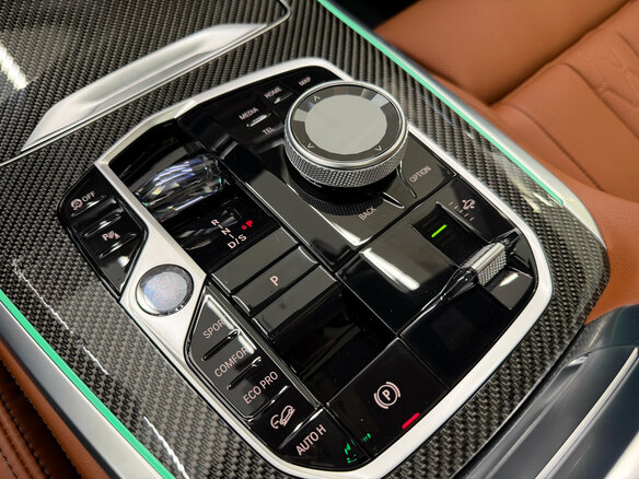 2026 BMW X5 30d IV (G05/G18) Рестайлинг, зелёный - вид 19