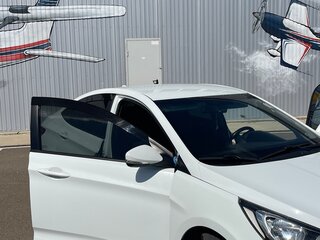 2011 Hyundai Solaris I, белый, 930000 рублей, вид 5