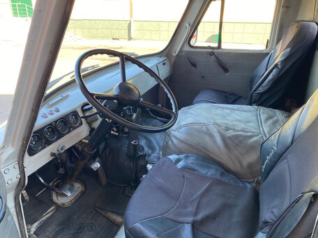 2006 УАЗ 3303, серебристый, 620000 рублей, вид 4