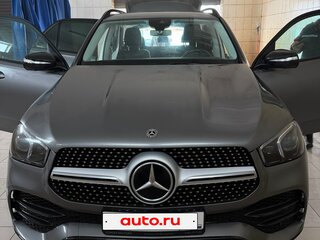 2019 Mercedes-Benz GLE 400 d II (V167), серебристый, 5500000 рублей, вид 3