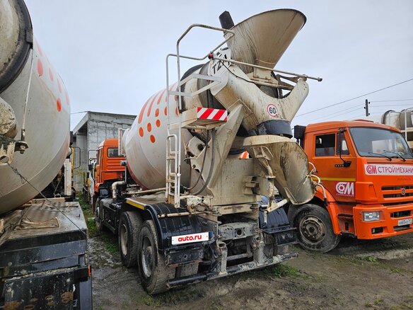 2022 КамАЗ Автобетоносмеситель, оранжевый, 2755238 рублей - вид 1