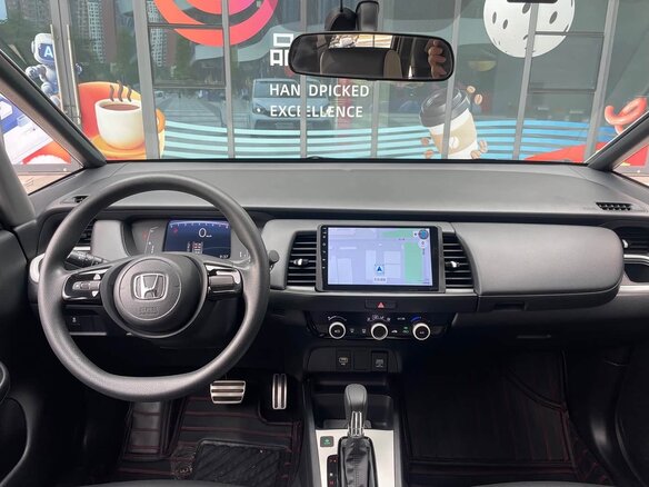 2023 Honda Fit IV Рестайлинг, белый, 1390325 рублей - вид 9