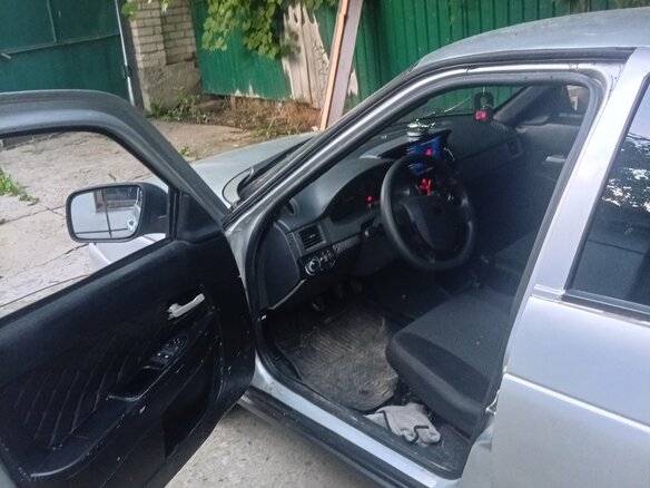 2002 Lada (ВАЗ) 2110, серебристый, 180000 рублей - вид 7