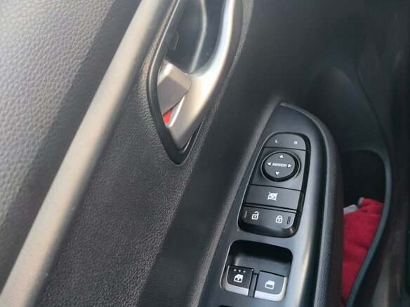 2019 Kia Rio IV, белый, 1350000 рублей - вид 8