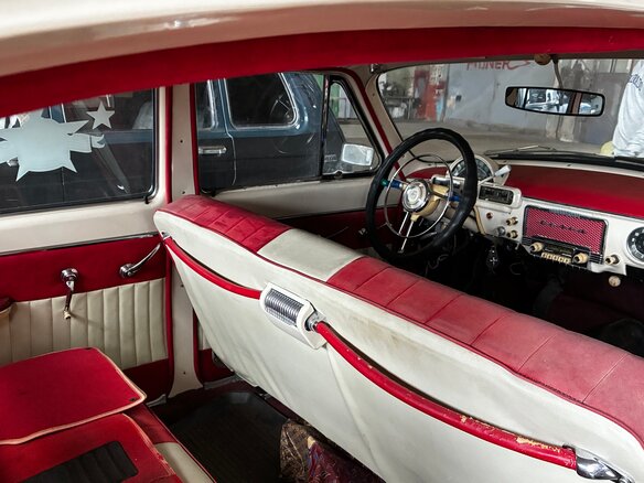 1968 ГАЗ 21 «Волга» 21Р, красный, 999999 рублей - вид 22
