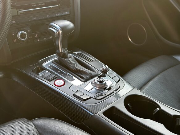 2011 Audi A5 I (8T) Рестайлинг, белый, 1790000 рублей - вид 16