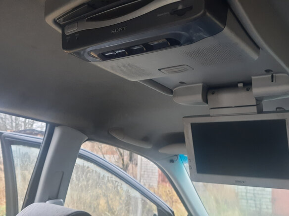 2004 Mazda MPV II (LW) Рестайлинг, серебристый, 750000 рублей - вид 29