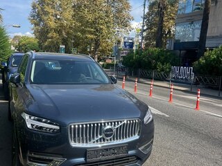 2021 Volvo XC90 II Рестайлинг 1, синий, 7400000 рублей, вид 3