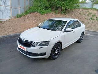 2018 Skoda Octavia III (A7) Рестайлинг, белый, 680000 рублей, вид 1