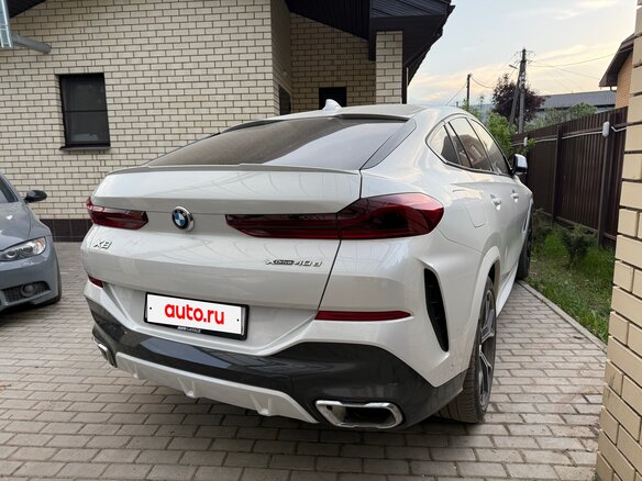 2021 BMW X6 40d III (G06), белый, 6200000 рублей - вид 22